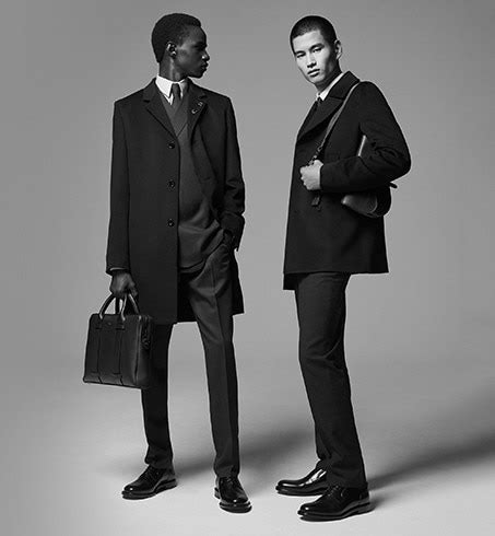 dior tailoring スーツ|DIOR .